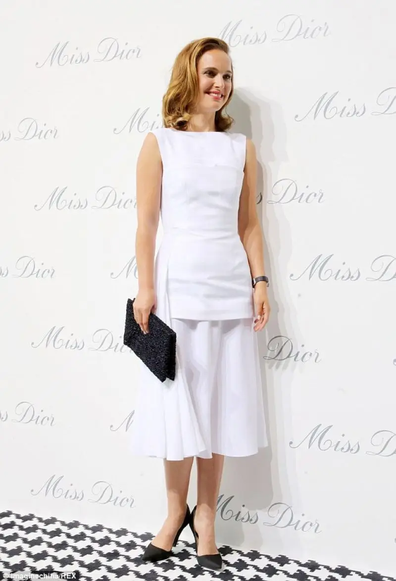 Natalie Portman Photos at 2014 Miss Dior Exhibition in Shanghai